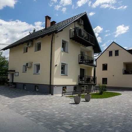 Apartments Razingar 9 Μπλεντ Εξωτερικό φωτογραφία