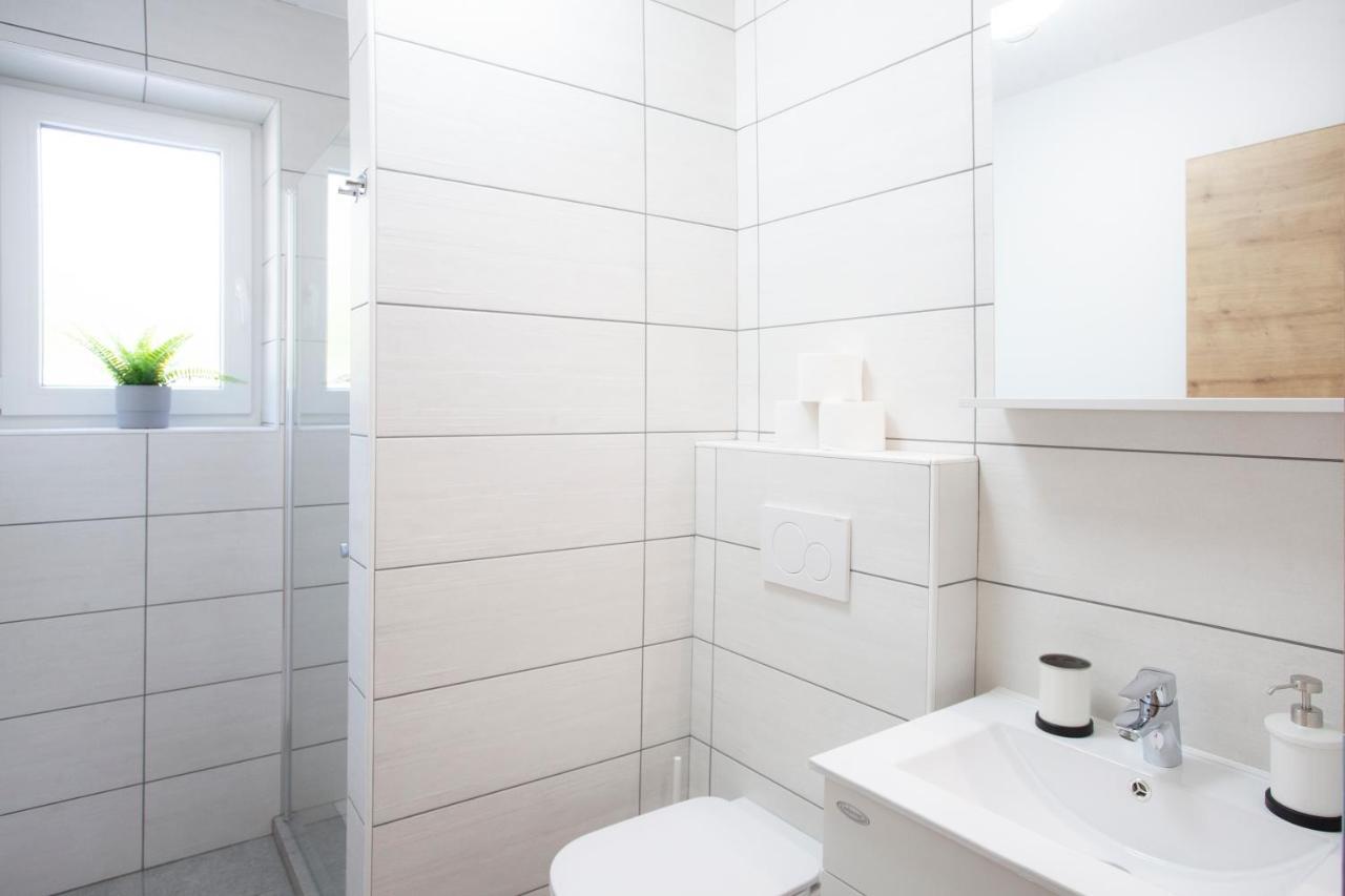 Apartments Razingar 9 Μπλεντ Εξωτερικό φωτογραφία