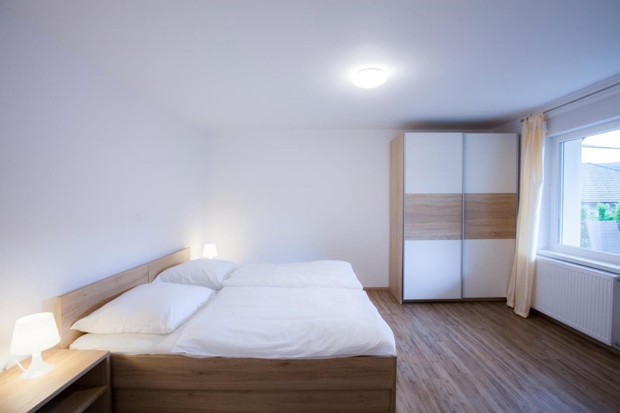 Apartments Razingar 9 Μπλεντ Εξωτερικό φωτογραφία