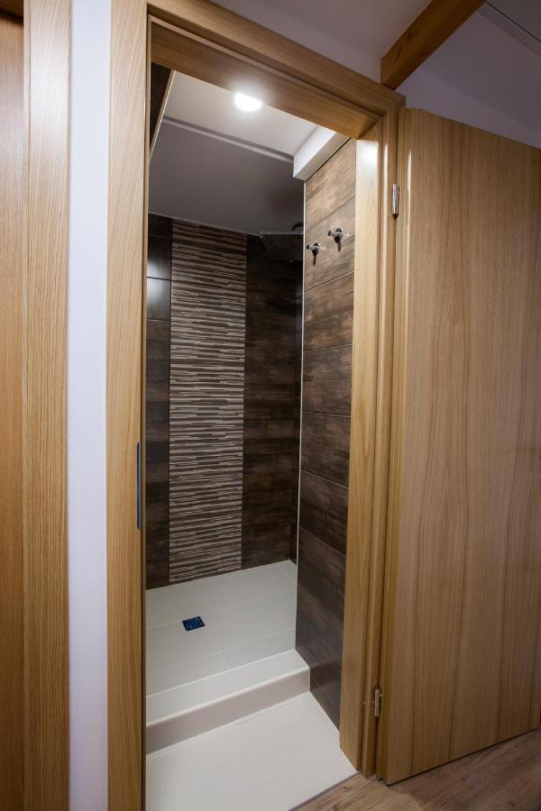 Apartments Razingar 9 Μπλεντ Εξωτερικό φωτογραφία