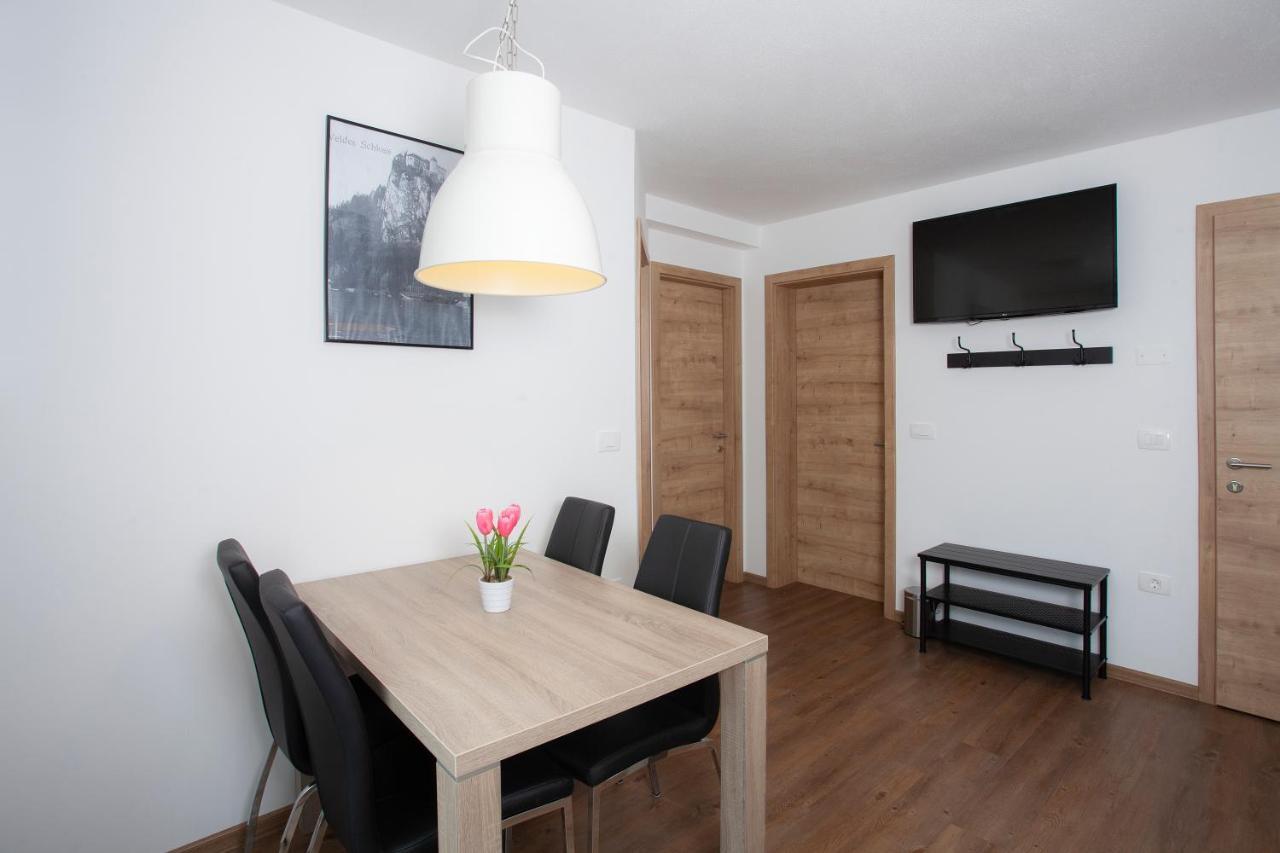 Apartments Razingar 9 Μπλεντ Εξωτερικό φωτογραφία